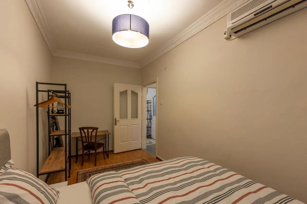 In The Centre Of Taksim And Galataport 3 Bedrooms In Apartment Istanbul Turkey