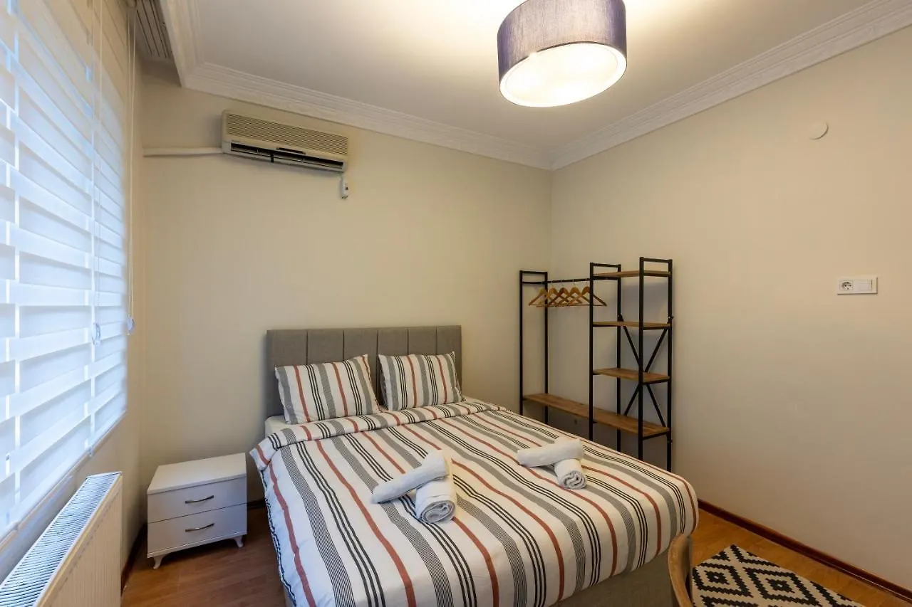 In The Centre Of Taksim And Galataport 3 Bedrooms In Apartment Istanbul