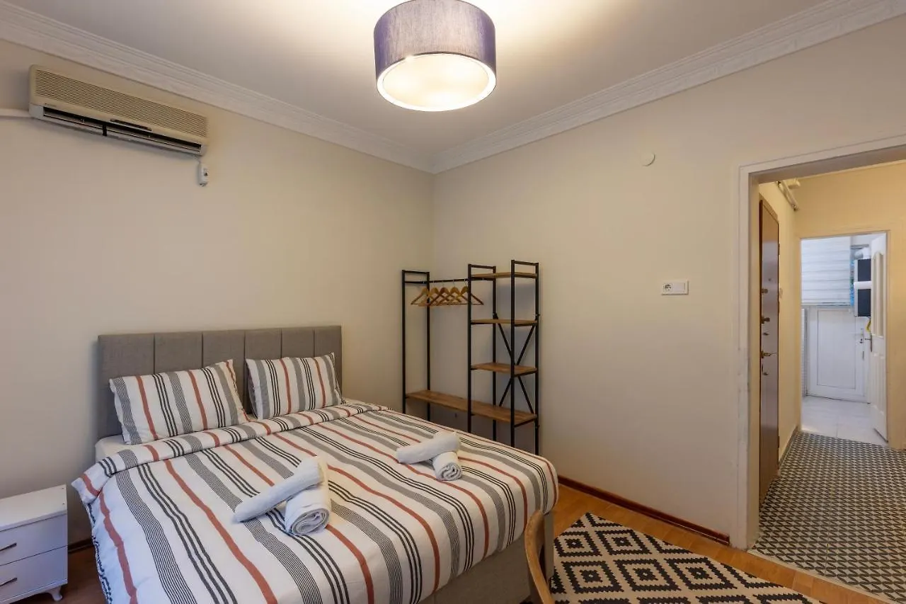 In The Centre Of Taksim And Galataport 3 Bedrooms In Apartment Istanbul 0*,
